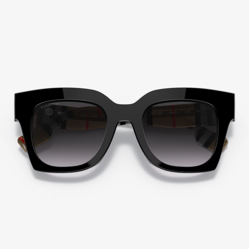Burberry Sunglasses, New 235 - Picture 5 of 5